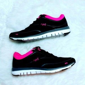 NWT Ryka Charisma Women's Slip-On Sneakers Size 6  Black/Pink, Walking/Running